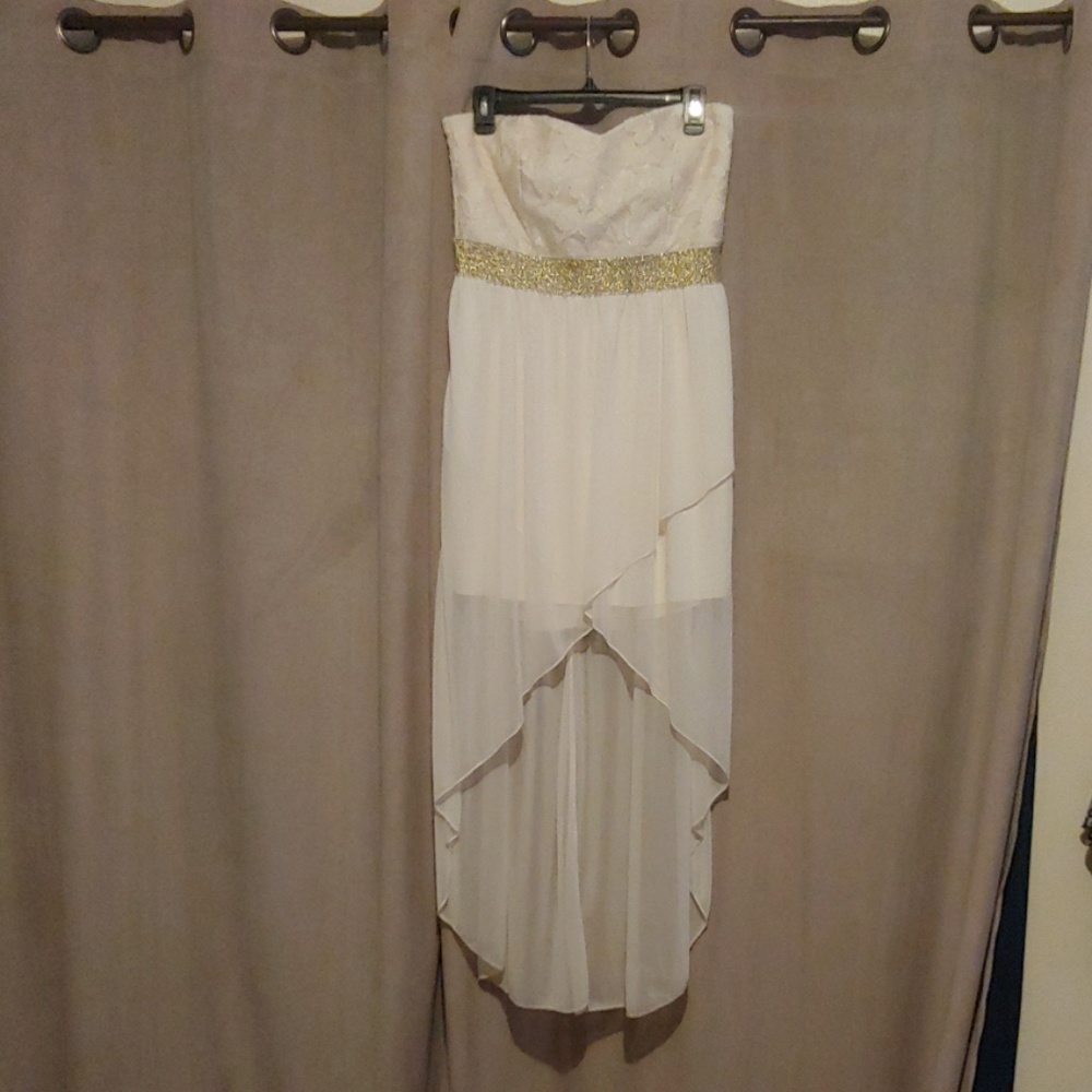 Strapless dress